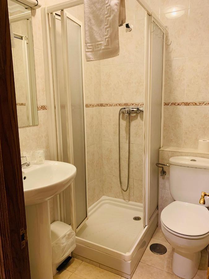 Hostal La Serna Hotell Potes Eksteriør bilde