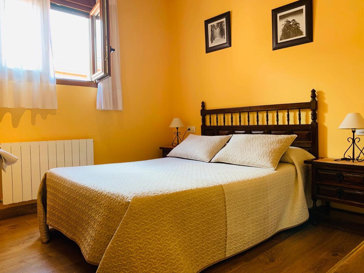 Hostal La Serna Hotell Potes Eksteriør bilde